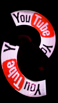 Specifie an alternate text for an image